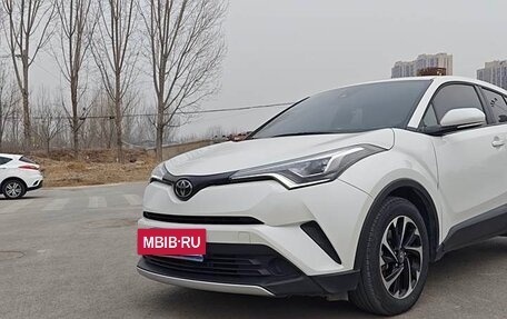 Toyota C-HR I рестайлинг, 2020 год, 1 725 000 рублей, 7 фотография