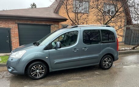 Citroen Berlingo II рестайлинг, 2011 год, 800 000 рублей, 4 фотография