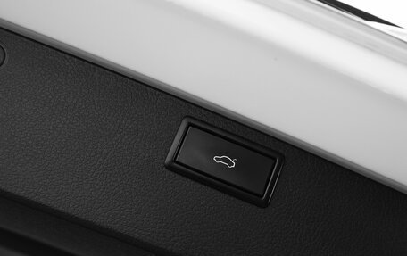 Volkswagen Multivan T6 рестайлинг, 2019 год, 6 690 000 рублей, 21 фотография