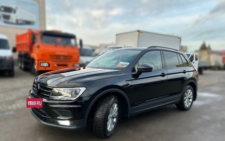 Volkswagen Tiguan II, 2017 год, 3 050 000 рублей, 3 фотография