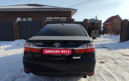 Toyota Camry, 2017 год, 2 650 000 рублей, 4 фотография