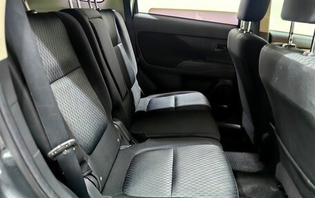 Mitsubishi Outlander III рестайлинг 3, 2014 год, 1 268 000 рублей, 9 фотография