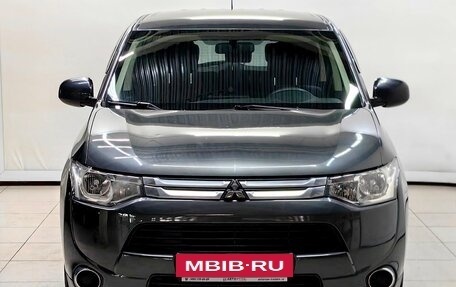 Mitsubishi Outlander III рестайлинг 3, 2014 год, 1 268 000 рублей, 3 фотография