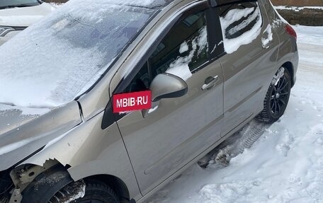 Peugeot 308 II, 2010 год, 400 000 рублей, 2 фотография