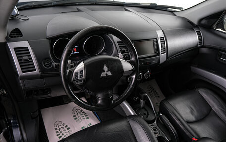 Mitsubishi Outlander III рестайлинг 3, 2010 год, 1 299 000 рублей, 7 фотография