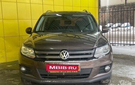 Volkswagen Tiguan I, 2014 год, 1 490 000 рублей, 2 фотография