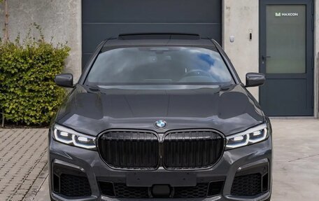 BMW 7 серия, 2022 год, 7 700 000 рублей, 4 фотография