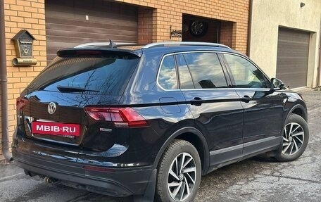 Volkswagen Tiguan II, 2018 год, 2 500 000 рублей, 8 фотография