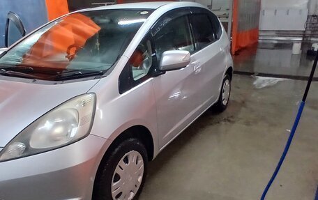 Honda Fit III, 2009 год, 715 000 рублей, 1 фотография