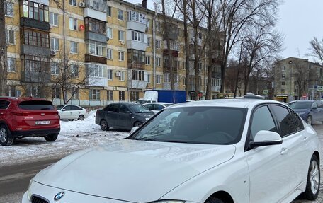 BMW 3 серия, 2016 год, 2 400 000 рублей, 3 фотография