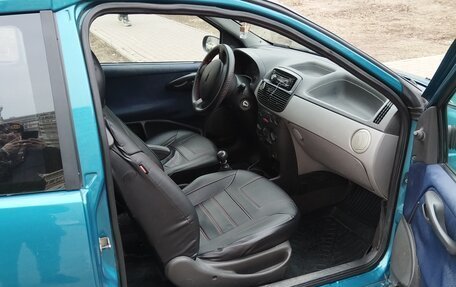 Fiat Punto III Punto Evo рестайлинг, 2000 год, 170 000 рублей, 6 фотография