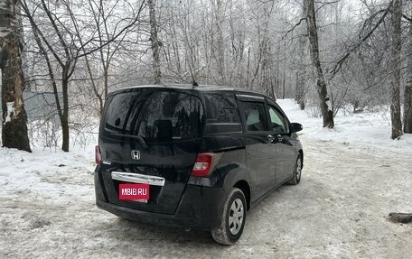 Honda Freed I, 2012 год, 1 300 000 рублей, 6 фотография