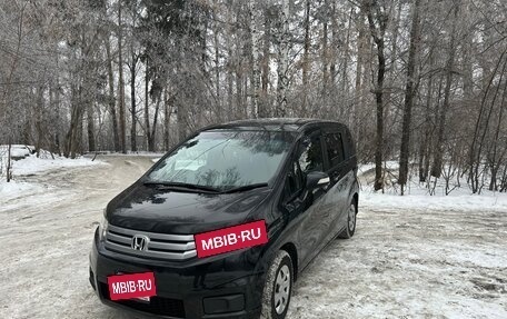 Honda Freed I, 2012 год, 1 300 000 рублей, 11 фотография