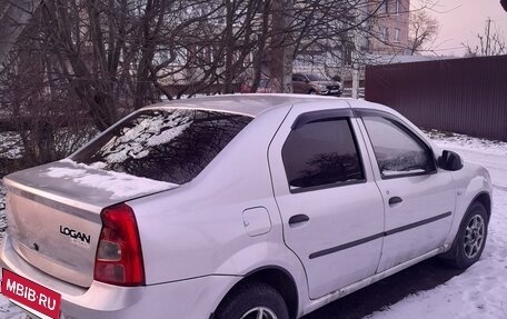 Renault Logan I, 2007 год, 300 000 рублей, 3 фотография