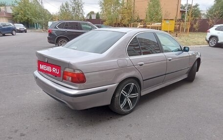 BMW 5 серия, 1998 год, 620 000 рублей, 2 фотография