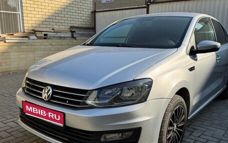 Volkswagen Polo VI (EU Market), 2018 год, 1 300 000 рублей, 1 фотография