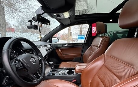 Volkswagen Touareg III, 2013 год, 2 830 000 рублей, 8 фотография