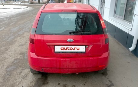 Ford Fiesta, 2005 год, 270 000 рублей, 2 фотография