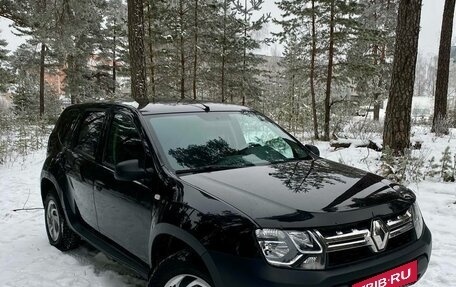 Renault Duster I рестайлинг, 2016 год, 1 340 000 рублей, 2 фотография