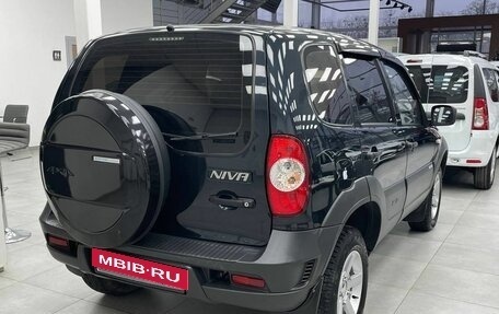 Chevrolet Niva I рестайлинг, 2013 год, 749 900 рублей, 6 фотография