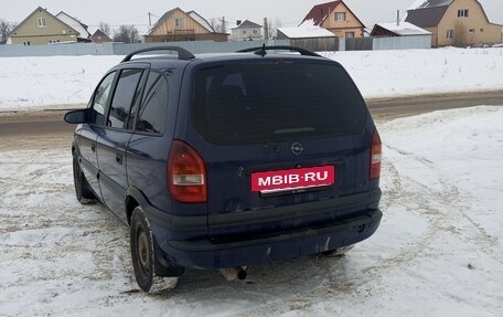 Opel Zafira A рестайлинг, 2001 год, 320 000 рублей, 4 фотография