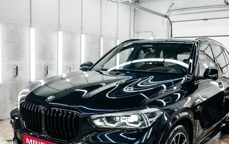 BMW X5, 2019 год, 6 700 000 рублей, 2 фотография