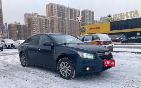 Chevrolet Cruze II, 2011 год, 670 000 рублей, 3 фотография