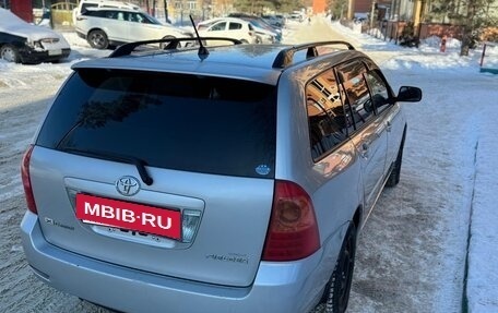 Toyota Corolla, 2005 год, 770 000 рублей, 10 фотография