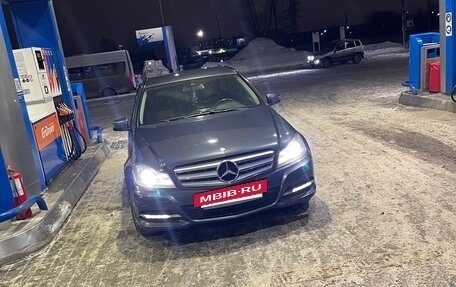 Mercedes-Benz C-Класс, 2012 год, 1 350 000 рублей, 2 фотография