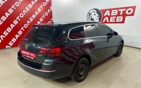 Opel Astra J, 2014 год, 1 055 000 рублей, 4 фотография