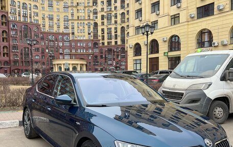 Skoda Superb III рестайлинг, 2016 год, 2 330 000 рублей, 3 фотография