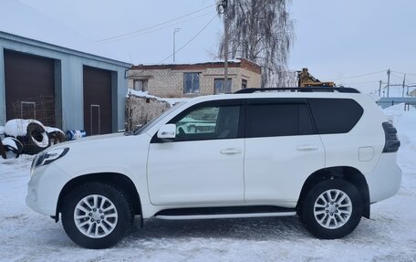 Toyota Land Cruiser Prado 150 рестайлинг 2, 2015 год, 4 100 000 рублей, 1 фотография