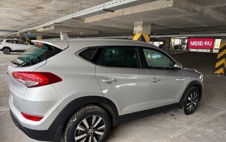 Hyundai Tucson III, 2017 год, 2 300 000 рублей, 6 фотография