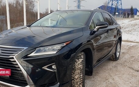 Lexus RX IV рестайлинг, 2017 год, 3 980 000 рублей, 4 фотография