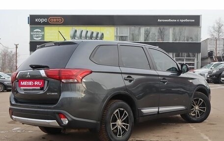 Mitsubishi Outlander III рестайлинг 3, 2016 год, 1 614 000 рублей, 3 фотография