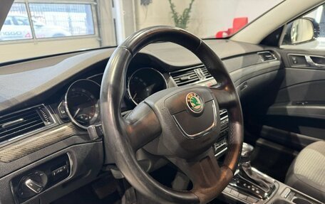 Skoda Superb III рестайлинг, 2011 год, 770 000 рублей, 14 фотография