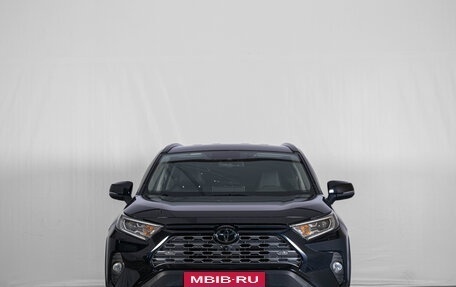 Toyota RAV4, 2019 год, 3 949 000 рублей, 2 фотография