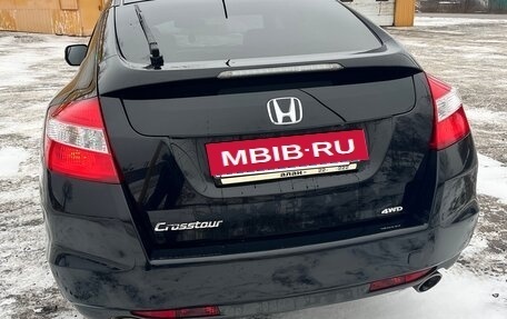 Honda Crosstour I рестайлинг, 2011 год, 1 750 000 рублей, 4 фотография