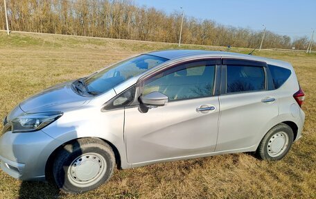 Nissan Note II рестайлинг, 2017 год, 1 050 000 рублей, 2 фотография