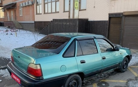 Daewoo Nexia I рестайлинг, 2000 год, 140 000 рублей, 1 фотография