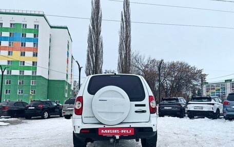 Chevrolet Niva I рестайлинг, 2015 год, 665 000 рублей, 6 фотография