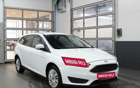 Ford Focus III, 2017 год, 815 000 рублей, 3 фотография