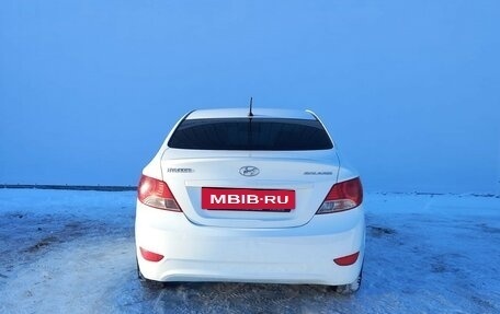 Hyundai Solaris II рестайлинг, 2013 год, 727 000 рублей, 5 фотография