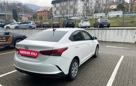 Hyundai Solaris II рестайлинг, 2021 год, 1 230 000 рублей, 7 фотография