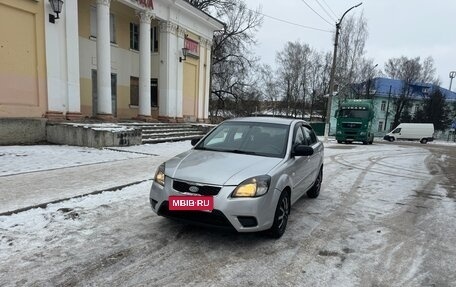 KIA Rio II, 2011 год, 525 000 рублей, 1 фотография