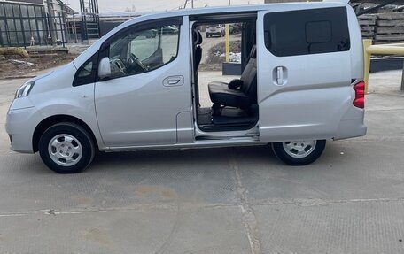 Nissan NV200, 2019 год, 2 400 000 рублей, 2 фотография