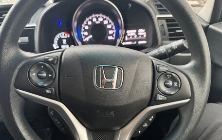 Honda Fit III, 2019 год, 1 400 000 рублей, 12 фотография