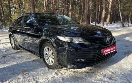 Toyota Camry, 2018 год, 2 950 000 рублей, 1 фотография