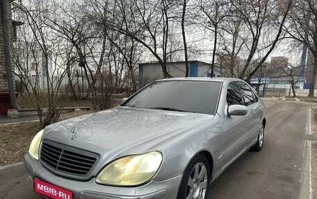 Mercedes-Benz S-Класс, 2002 год, 330 000 рублей, 1 фотография