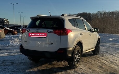 Toyota RAV4, 2015 год, 3 000 000 рублей, 7 фотография